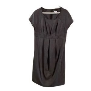 Liz Lange Maternity M/M gray dress pleated front cap sleeves